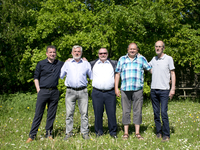 Van links naar rechts: Dag Pas, Carlo Liekens, Carlo Verrreydt, Jef Peeters en Patrick De Pauw.